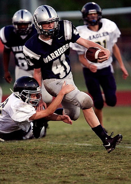 首回合在荷 首回合在荷